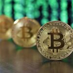 Expert: Bitcoin je poslední pokus oddělit peníze od státu